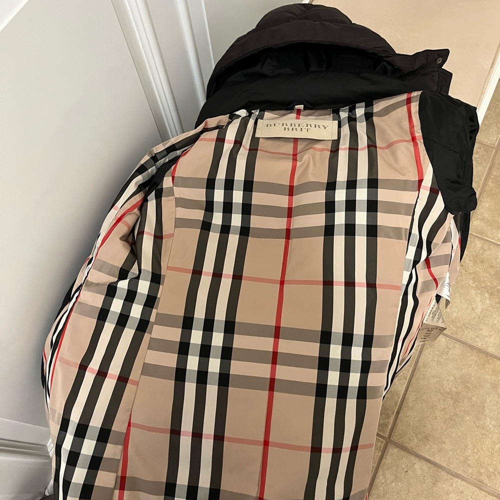 Woman Burberry puffer jacket